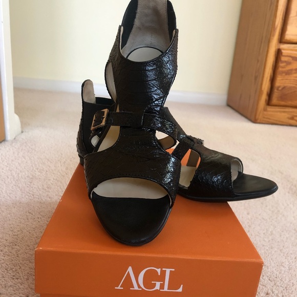 Black AGL sandals - Picture 1 of 3